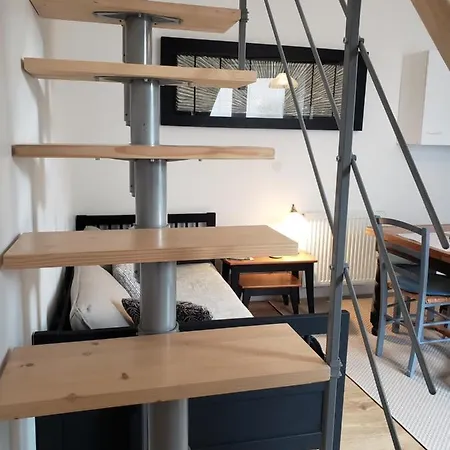 Apartment Central, Calme, Proche Chateau Et Insead Fontainebleau